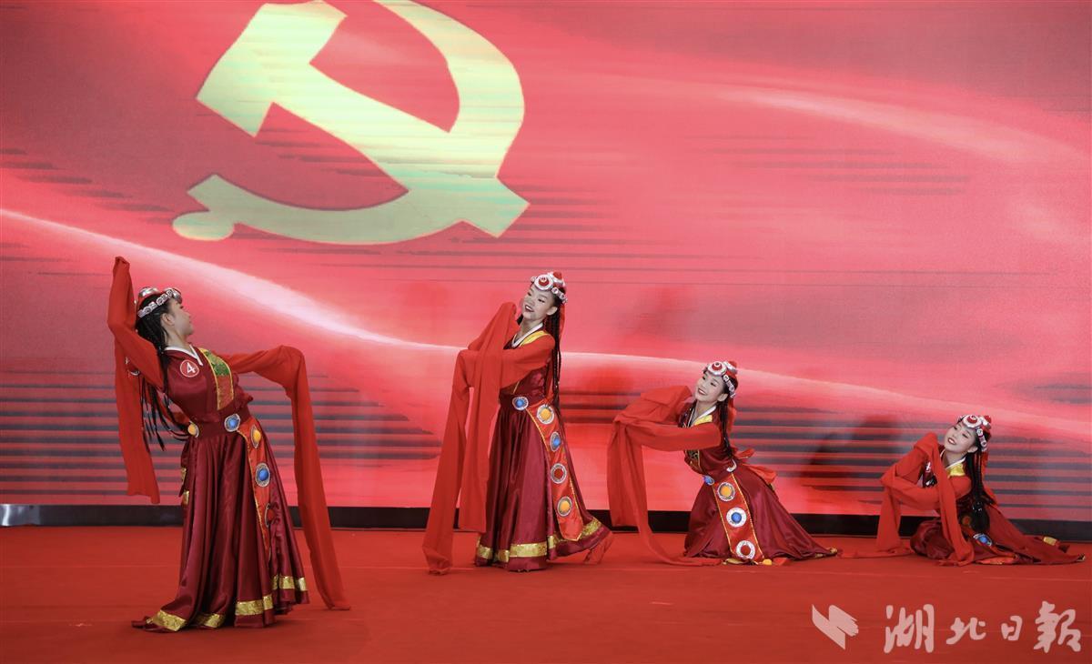 超黄金铠甲
